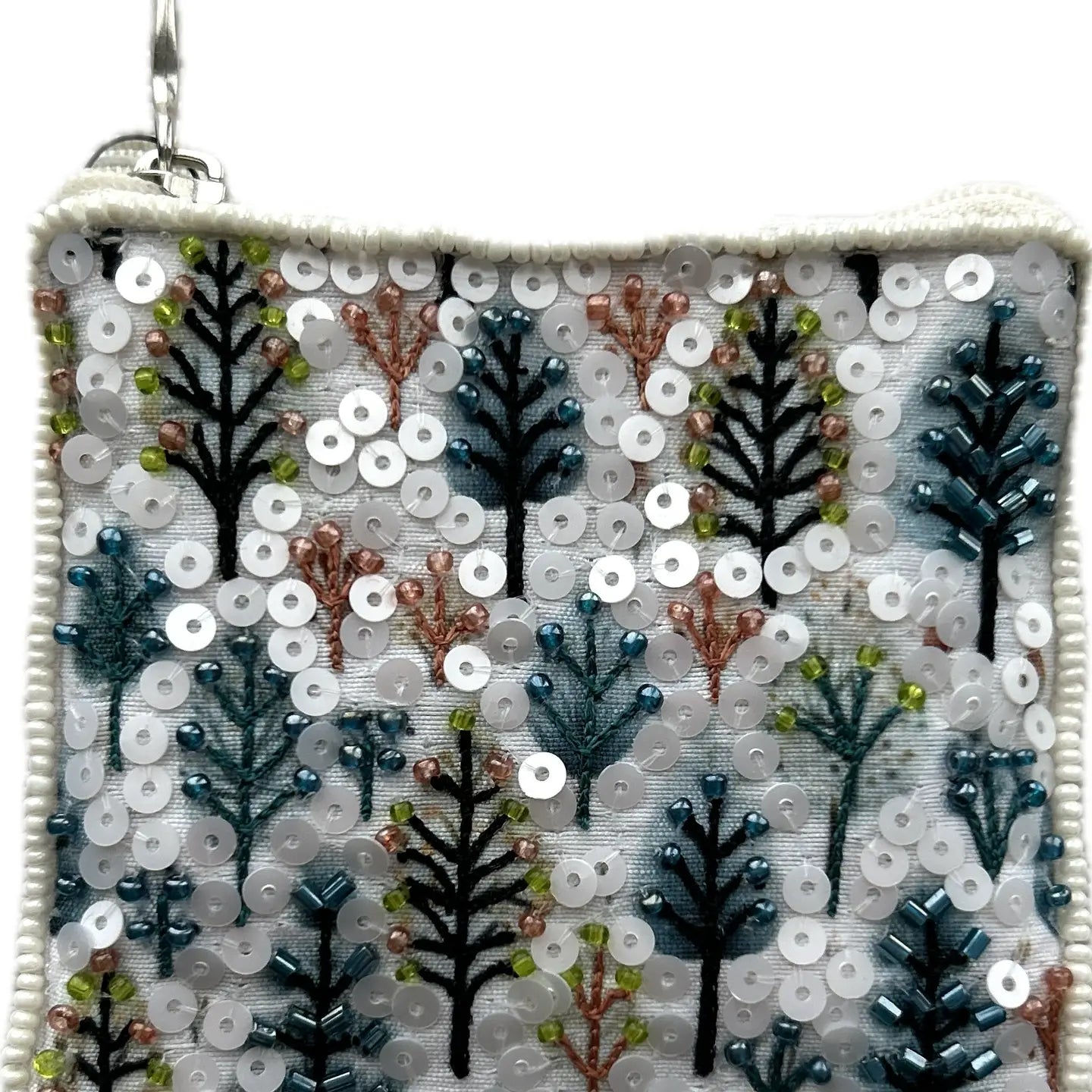 Essential Pouch Frosty Forrest